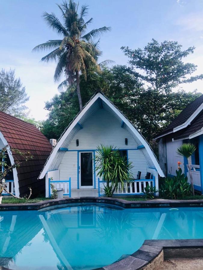 Youpy Bungalows Gili Islands Room photo