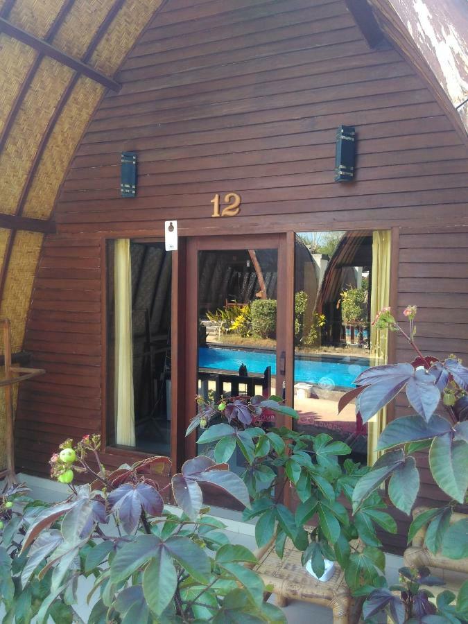 Youpy Bungalows Gili Islands Exterior photo